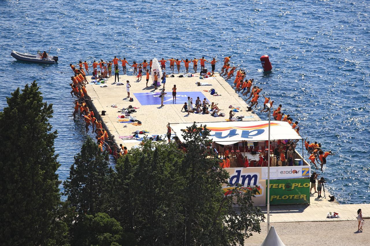 Main Street Studio And Rooms Zadar Luaran gambar